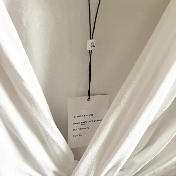 Generation Love White Short Sleeve Top - Picture 2 of 4